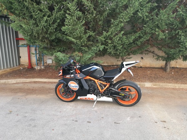 rc8r a.jpg